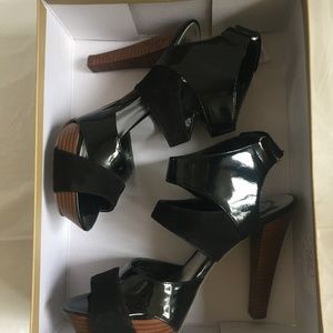 Black patent strappy Jessica Simpson heels
